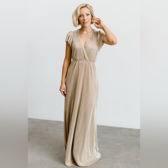 Baltic Born Gold Athena Pleated Maxi Dress Size Small - Picture 2 of 7